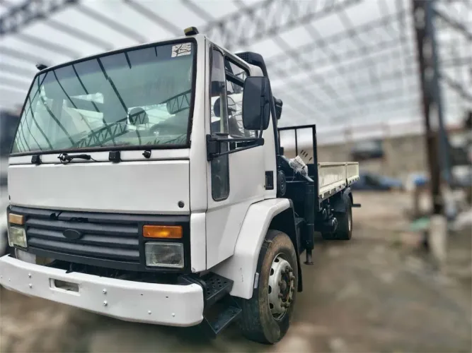 Ford Cargo 1415 Toco 1998 Com Munck Garrafinha E Carroceria