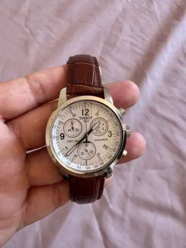 Relógio Tissot PRC200 pulseira de couro 