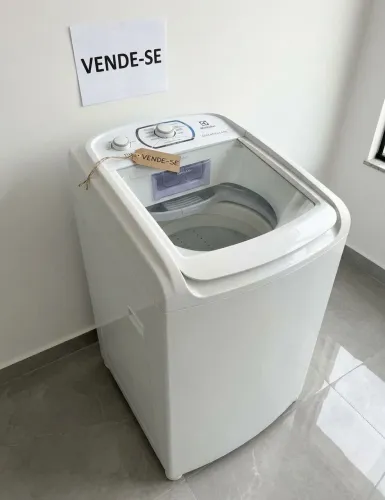 máquina de lavar Electrolux 11 kg lava e torce 127vts Tudo funcionando e garantia