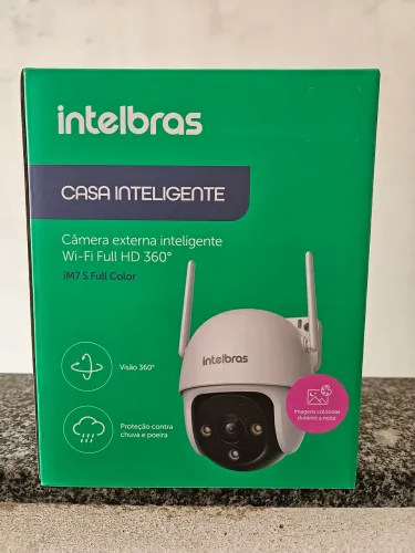 Câmera externa Intelbras Wi-Fi IM7 Full HD, 360 graus.