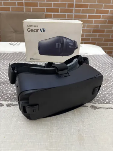 Óculos de Realidade Virtual - Gear VR Samsung