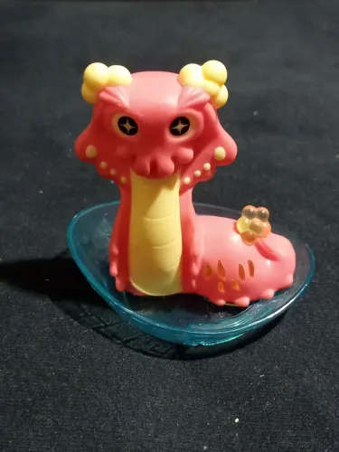 Embaixadora Questa (Elio - Disney Pixar)