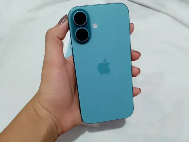 Vendo IPHONE 16 128 GB