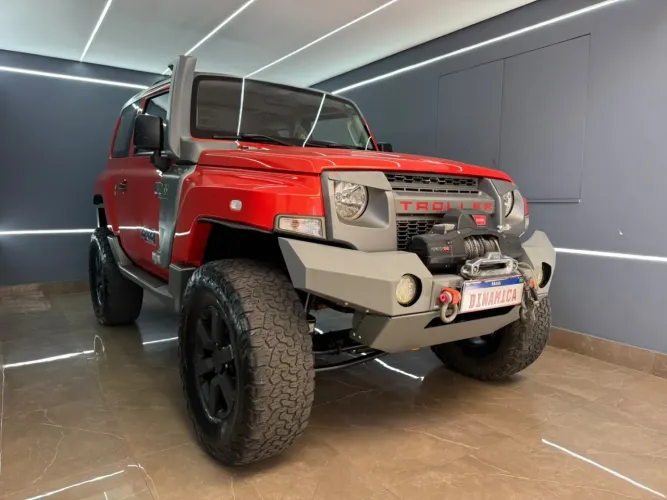 Troller T-4 4X4 3.2 20V TDI Cap. Rígida Diesel 2018