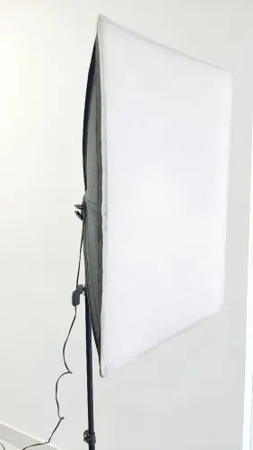 Kit 2 Softbox com tripés + 2 lâmpadas LED