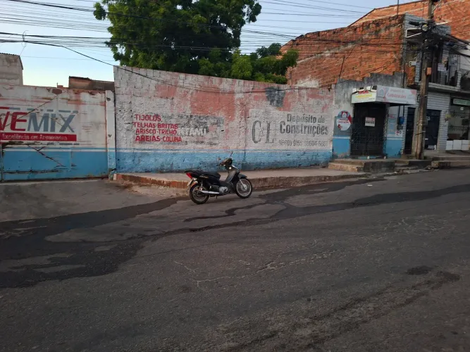Alugo esse ponto Comercial com Terreno centralo