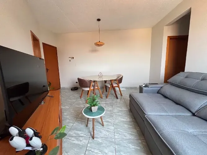 APARTAMENTO REFORMADO E MOBILIADO - PORTEIRA FECHADA