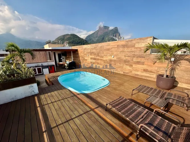 Jardim Oceânico Cobertura Duplex | 4 Quartos (3 Suítes) | 4 Vagas | Vista Pedra da Gávea