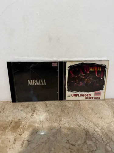 CD: Nirvana + Unplugged In New York - Excelente Estado De Colecionador