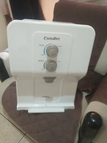 Filtro de Água Esmaltec Purágua - Gelada e Natural