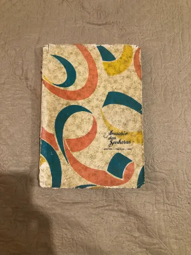 Vende livro antigo