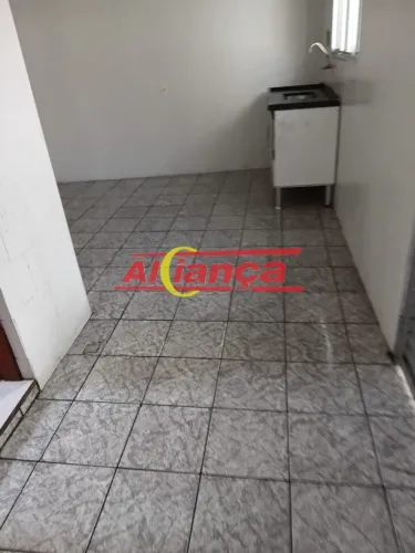 Sobrado não individual para alugar, 3 quartos vaga 120 m², Jardim Lenize- Guarulhos
