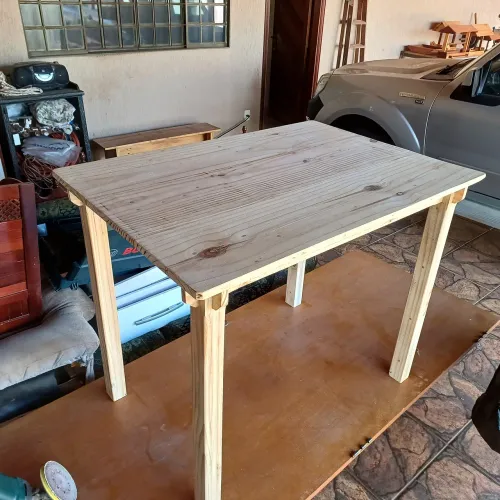 Mesa artesanal 60cm x 80cm madeira maciça 