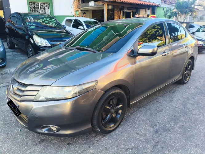 Honda City Sedan LX 1.5 Flex 16V 4P Aut. 2010