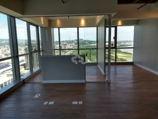 Sala comercial no Trend City Offices