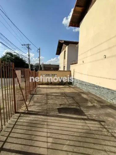 Locação Casa geminada Nova Cachoeirinha Belo Horizonte