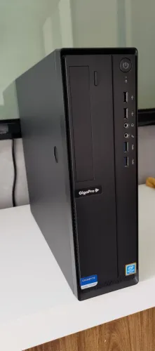 PC Gigabyte PRO + W11+ 4Gb DDR4 + 1Tera HD