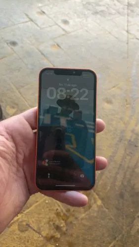 Vendo iPhone 12 amontado no 17 pro sabor 17
