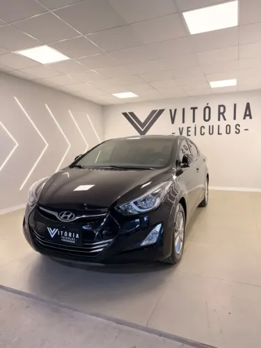 Hyundai Elantra GLS 2.0 16V Aut. 2015