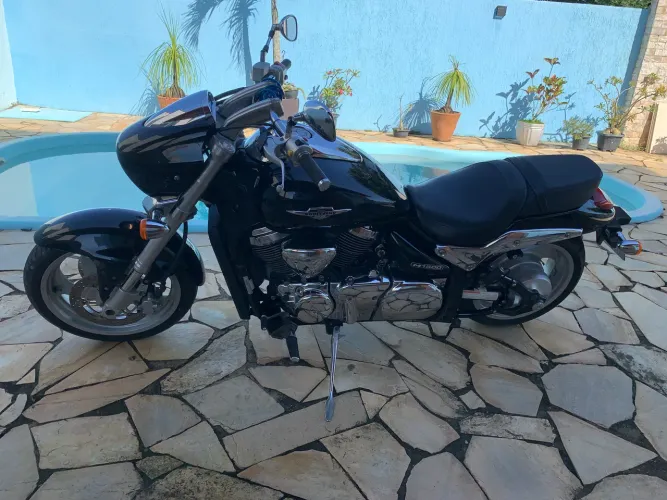 Moto boleuvard