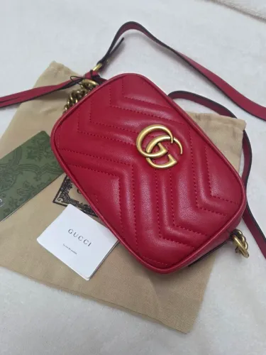 Bolsa Gucci GG Marmont Vermelha