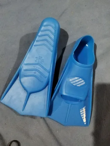 Pé de pato nadadeira