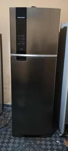 Vende-se geladeira Frost Free Brastemp de inox funcionando perfeitamente