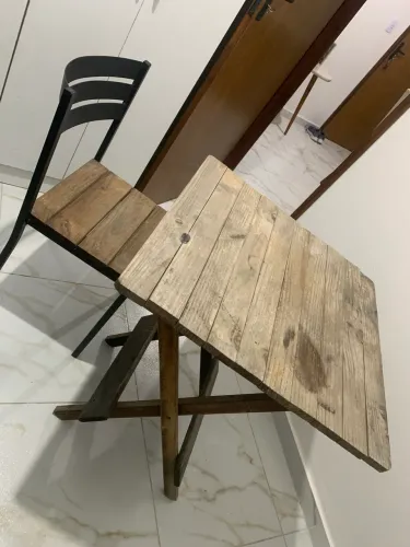 Mesa com cadeiras