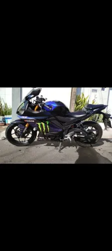 Yamaha R3 Monster 