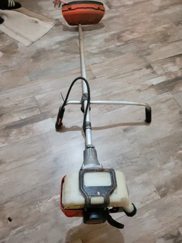 Apatador de grama Roçadeira vulcan