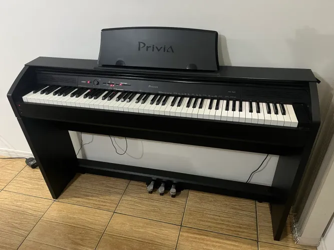 Piano digital Casio Privia Px-760