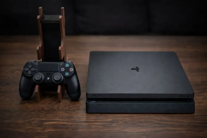 Ps4 slim - ótimo estado 