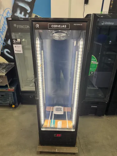 Cervejeira porta de vidro 250 litros 6 negativos nova com garantia