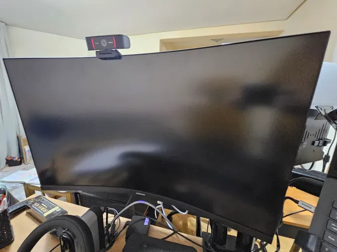 Monitor Odyssey G5 32" Samsung (Leia o anuncio)