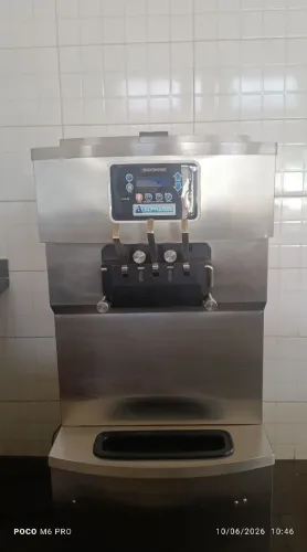 Máquina de sorvete e açaí expresso Alphagel