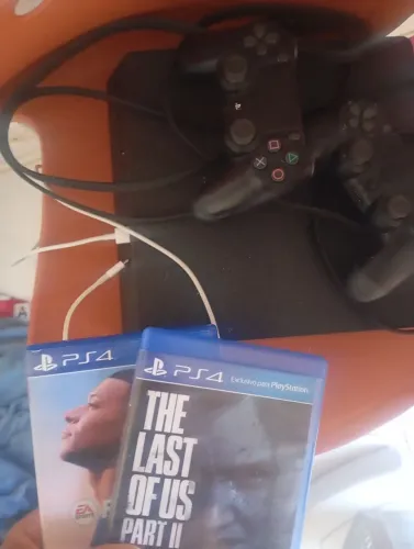 Ps4 slim