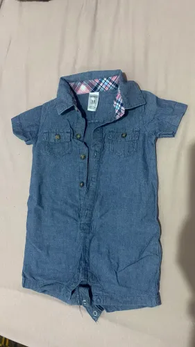 Romper Carters 18 meses
