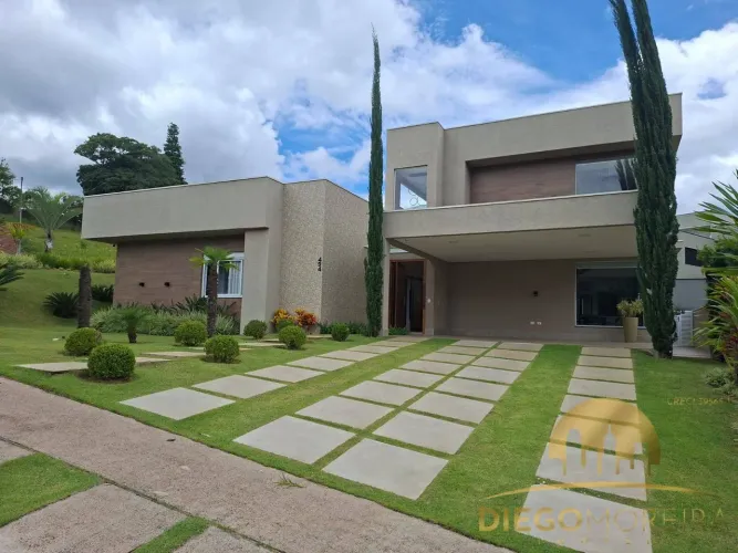 Casa À venda em Condomínio Fechado em Atibaia | Porteira Fechada