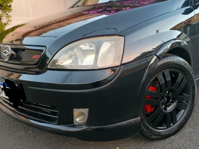 Chevrolet Corsa Hat. SS 1.8 MPFI 8V Flexpower 5P 2006