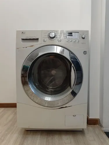 Lava e seca LG