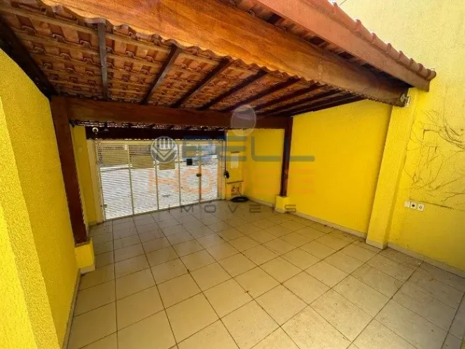 Sobrado a venda com 3 quartos , Vila Floresta