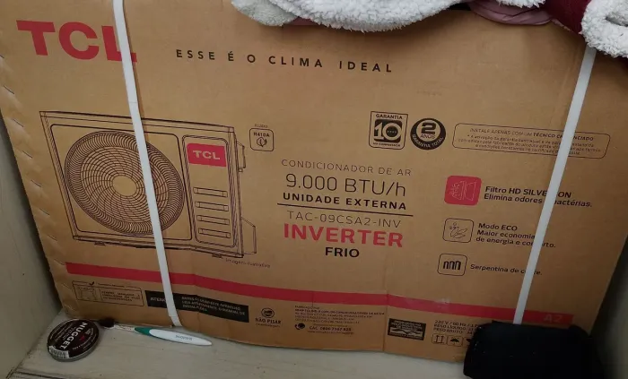 Ar condicionado novo na caixa