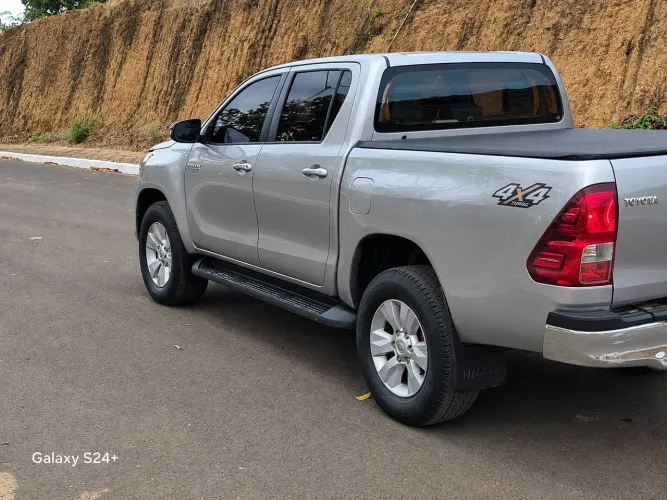 Toyota Hilux CD SR 4X4 2.8 TDI Diesel Aut. 2018