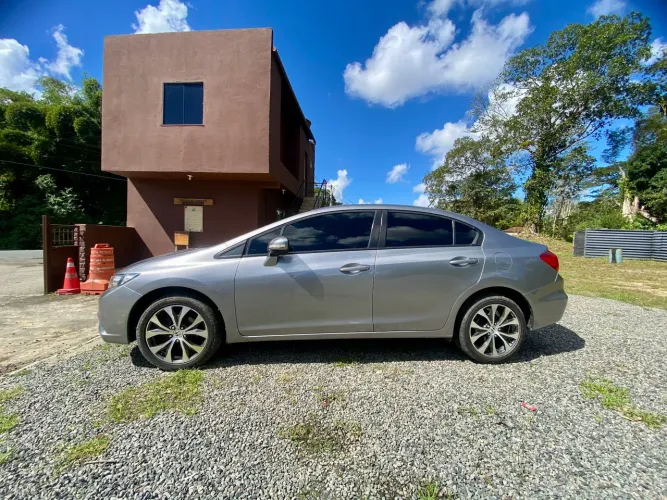Honda Civic Sedan LXR 2.0 Flexone 16V Aut. 4P 2016