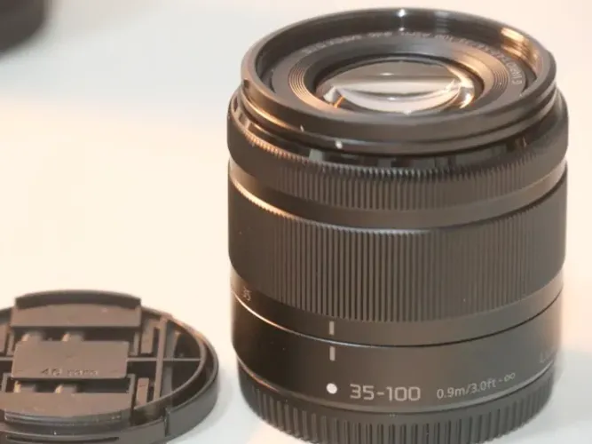 Lente Panasonic Lumix G Vario 35-100mm f/4-5.6 ASPH. MEGA O.I.S.