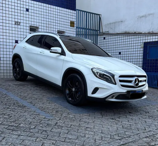 Mercedes-Benz GLA 250 Sport 2.0 TB 16V 4X2 211cv Aut. 2016