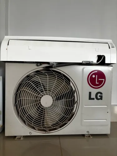 AR CONDICIONADO LG 9.000 BTUs