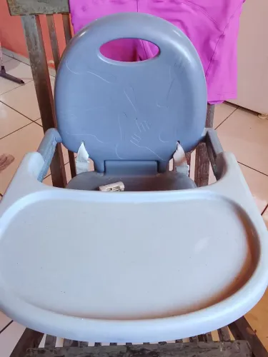 Cadeira de alimentação 