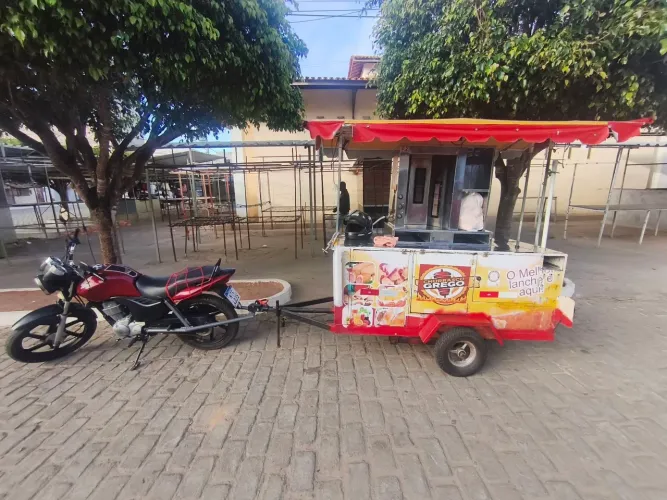 Carretinha de churrasco grego completo de uso profissional