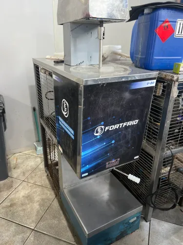 Máquina V 30